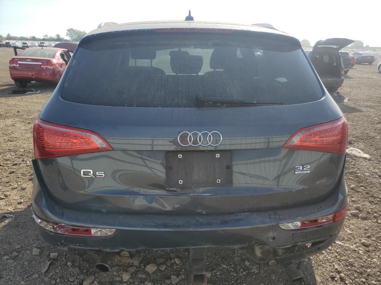 2010 AUDI Q5