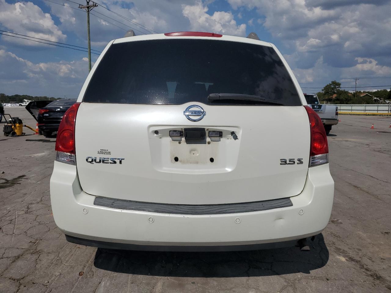 2004 NISSAN Quest