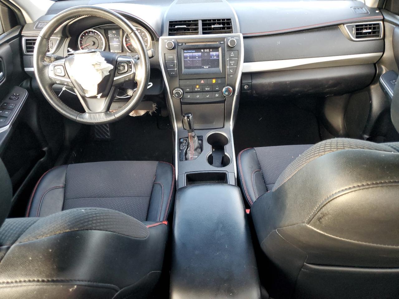 2016 TOYOTA CAMRY