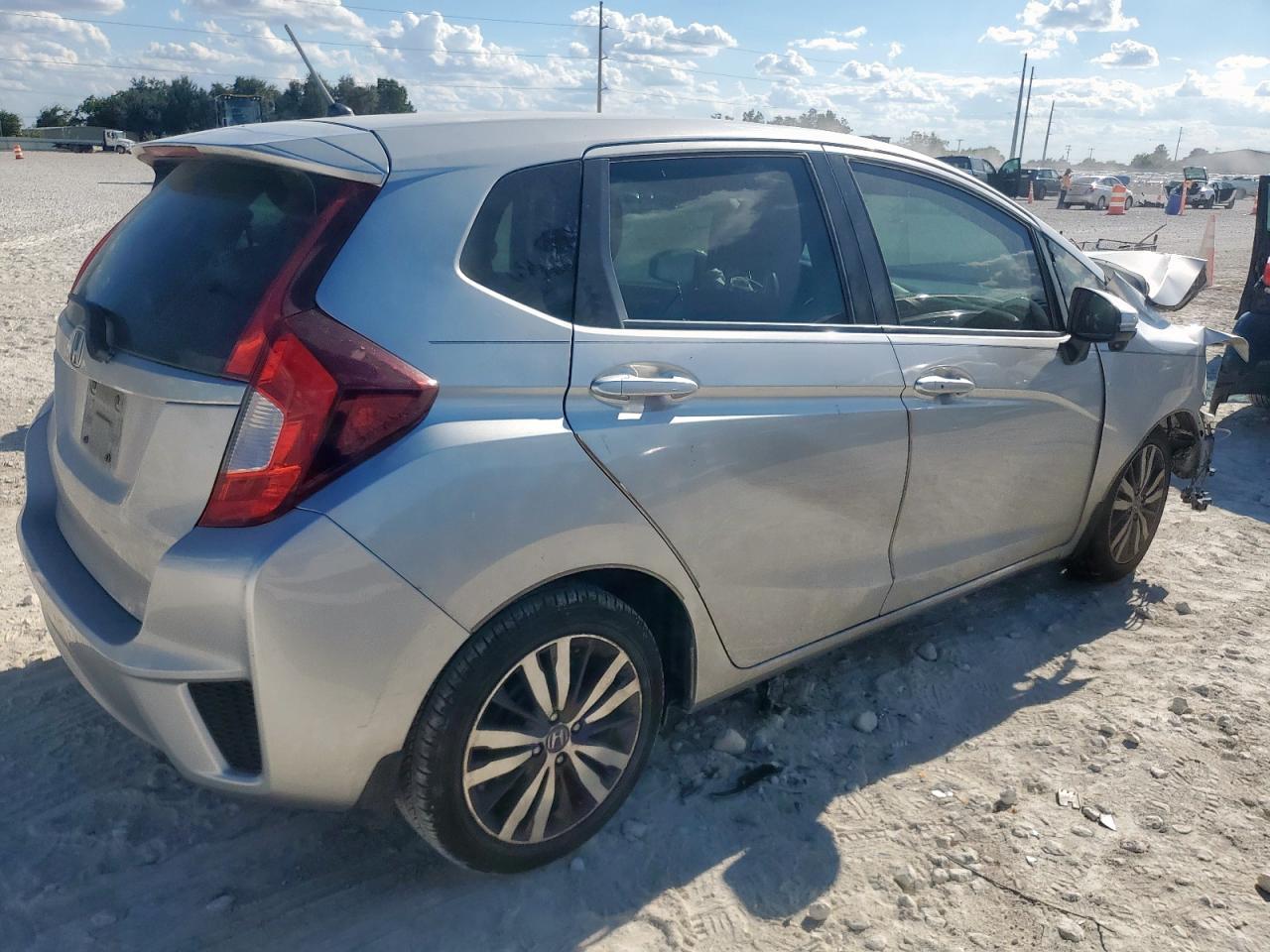 2015 HONDA FIT