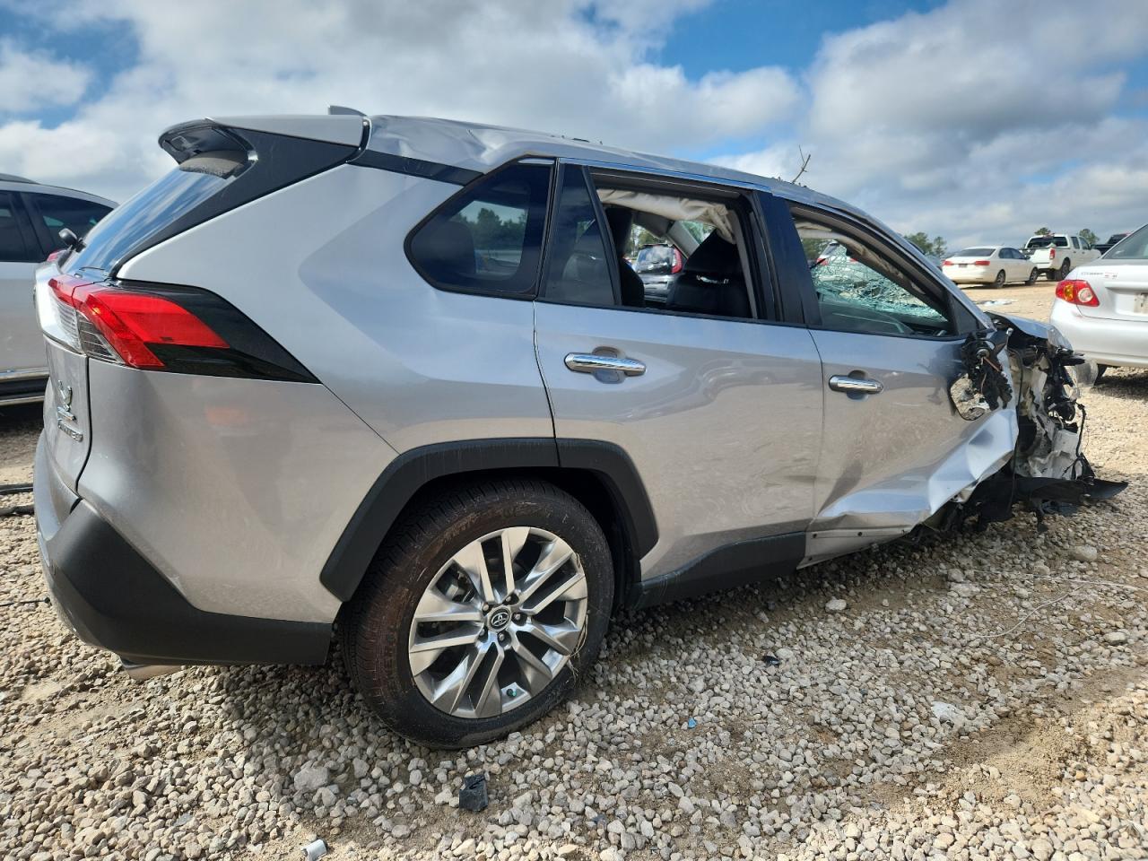 2019 TOYOTA RAV4
