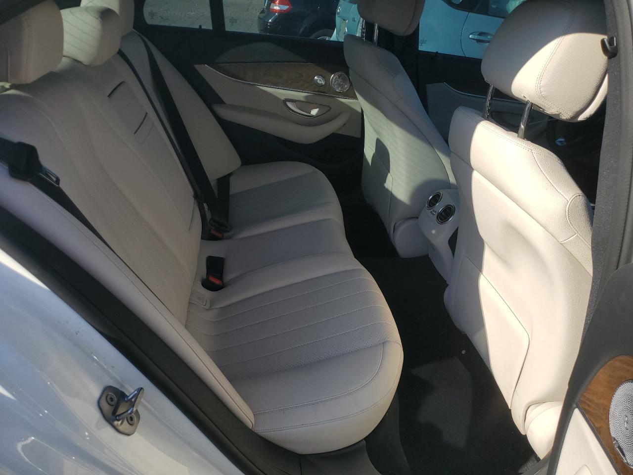2017 MERCEDES-BENZ E-Class