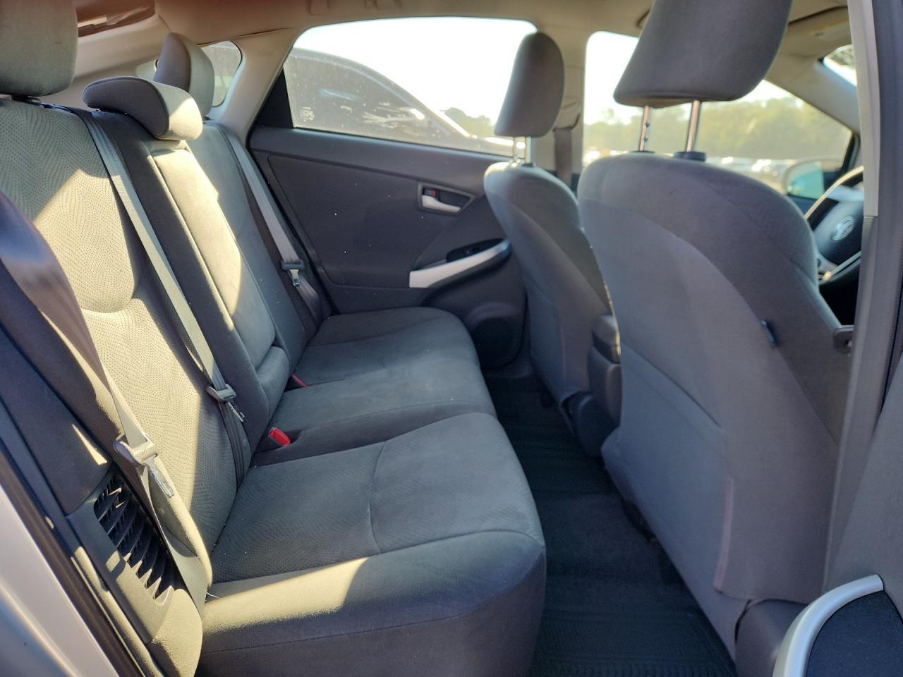 2011 TOYOTA PRIUS