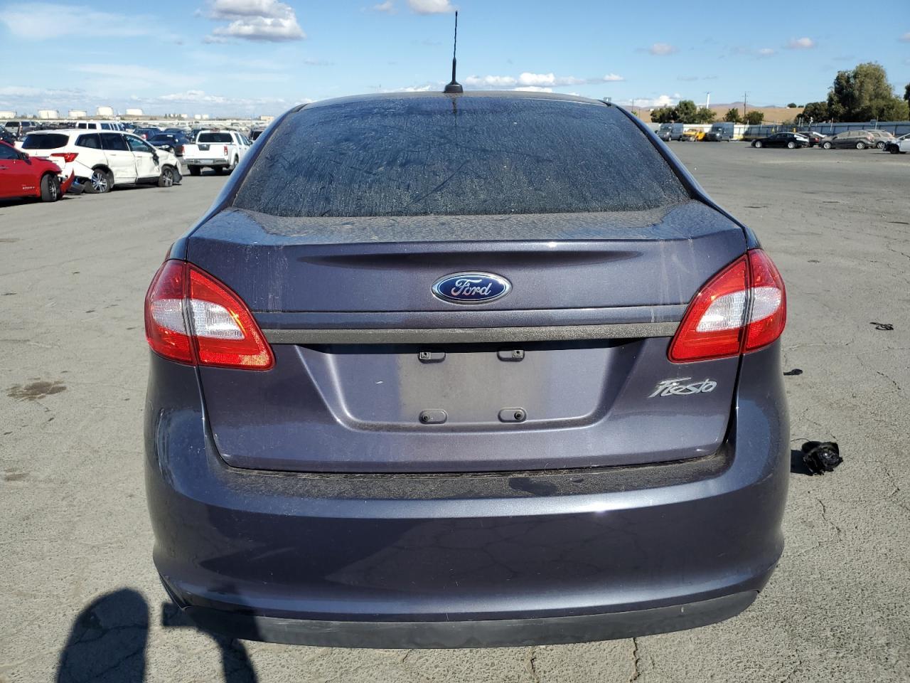 2013 FORD Fiesta