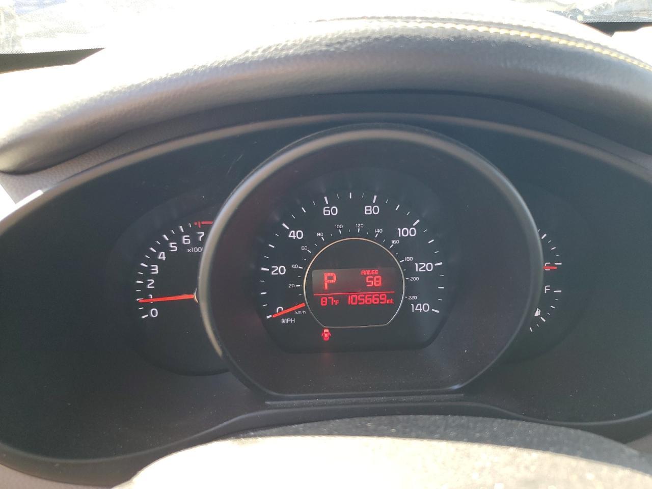 2016 KIA SOUL