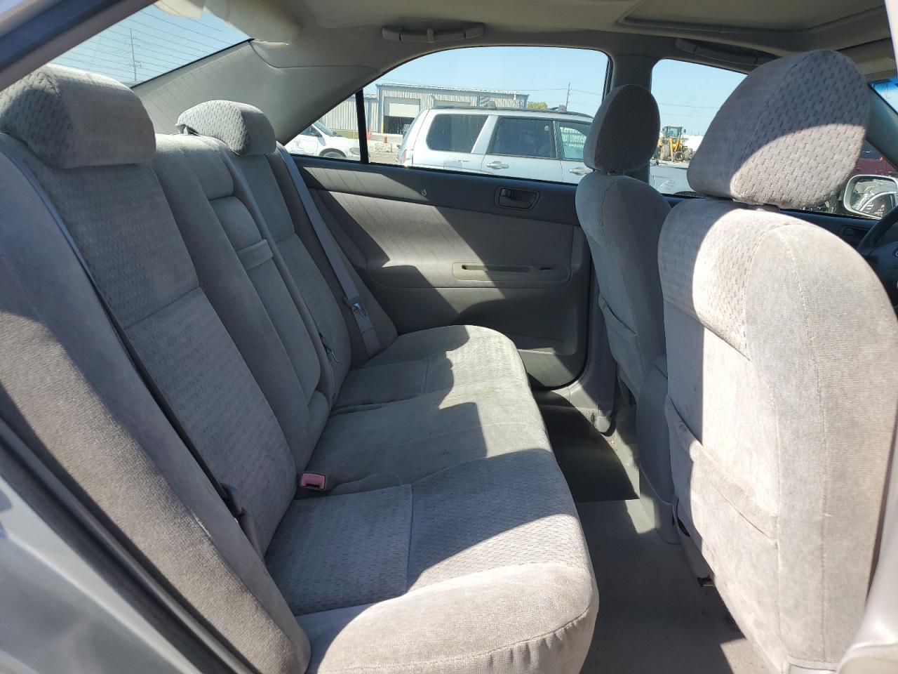 2002 TOYOTA CAMRY