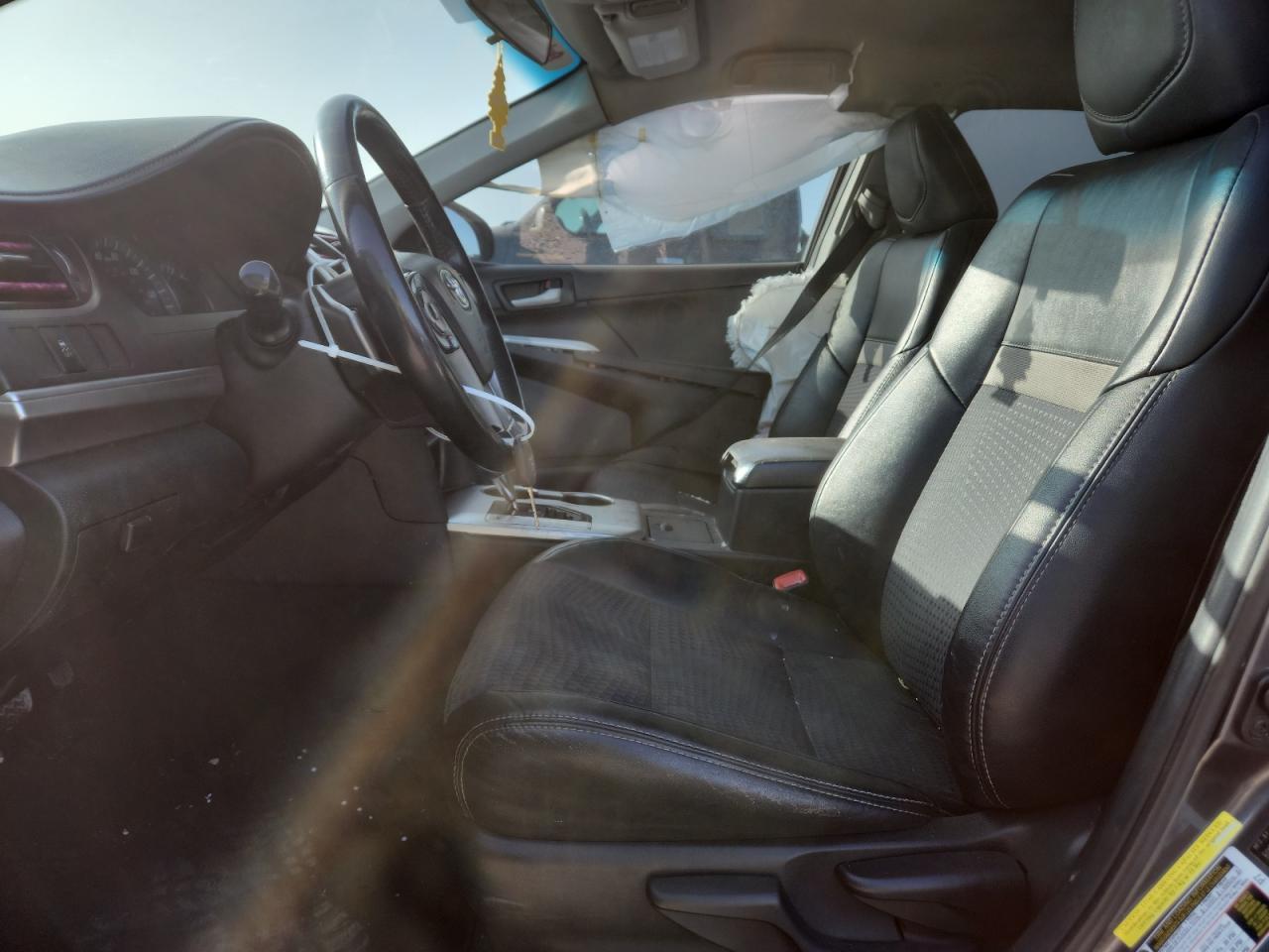 2014 TOYOTA CAMRY