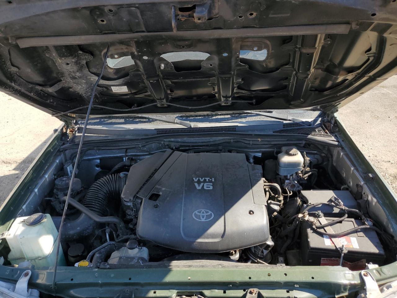 2012 TOYOTA TACOMA
