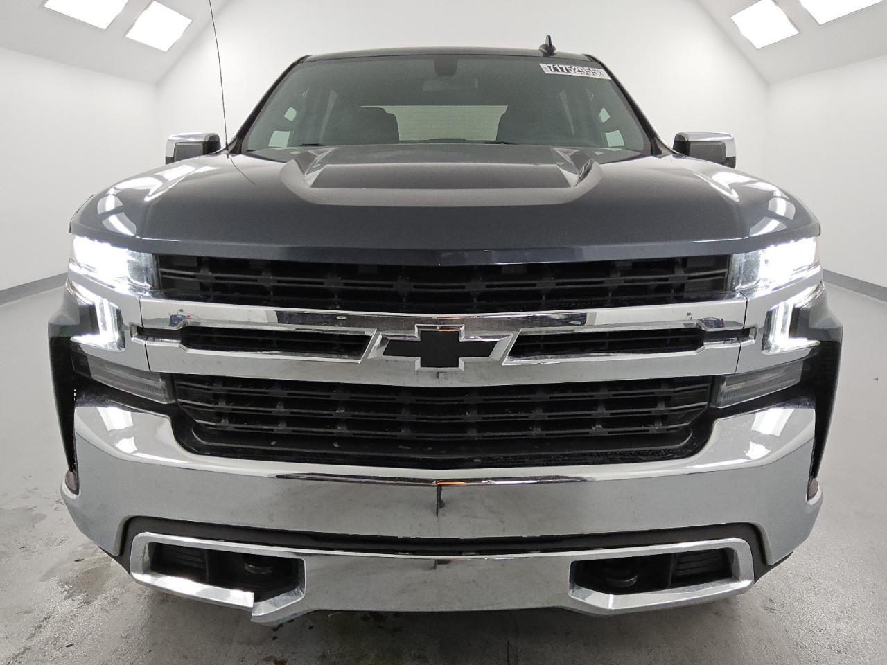2021 CHEVROLET Silverado