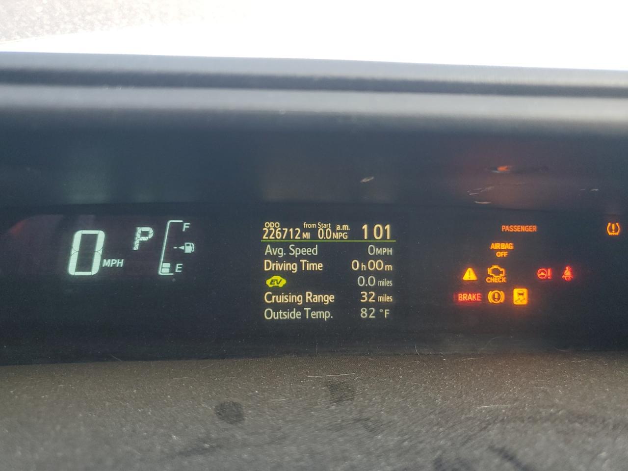 2014 TOYOTA Prius c