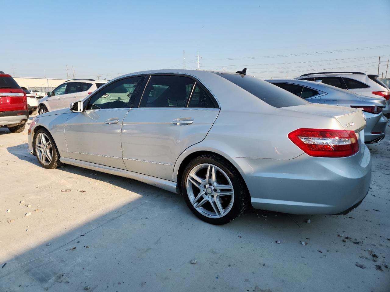 2013 MERCEDES-BENZ E-Class
