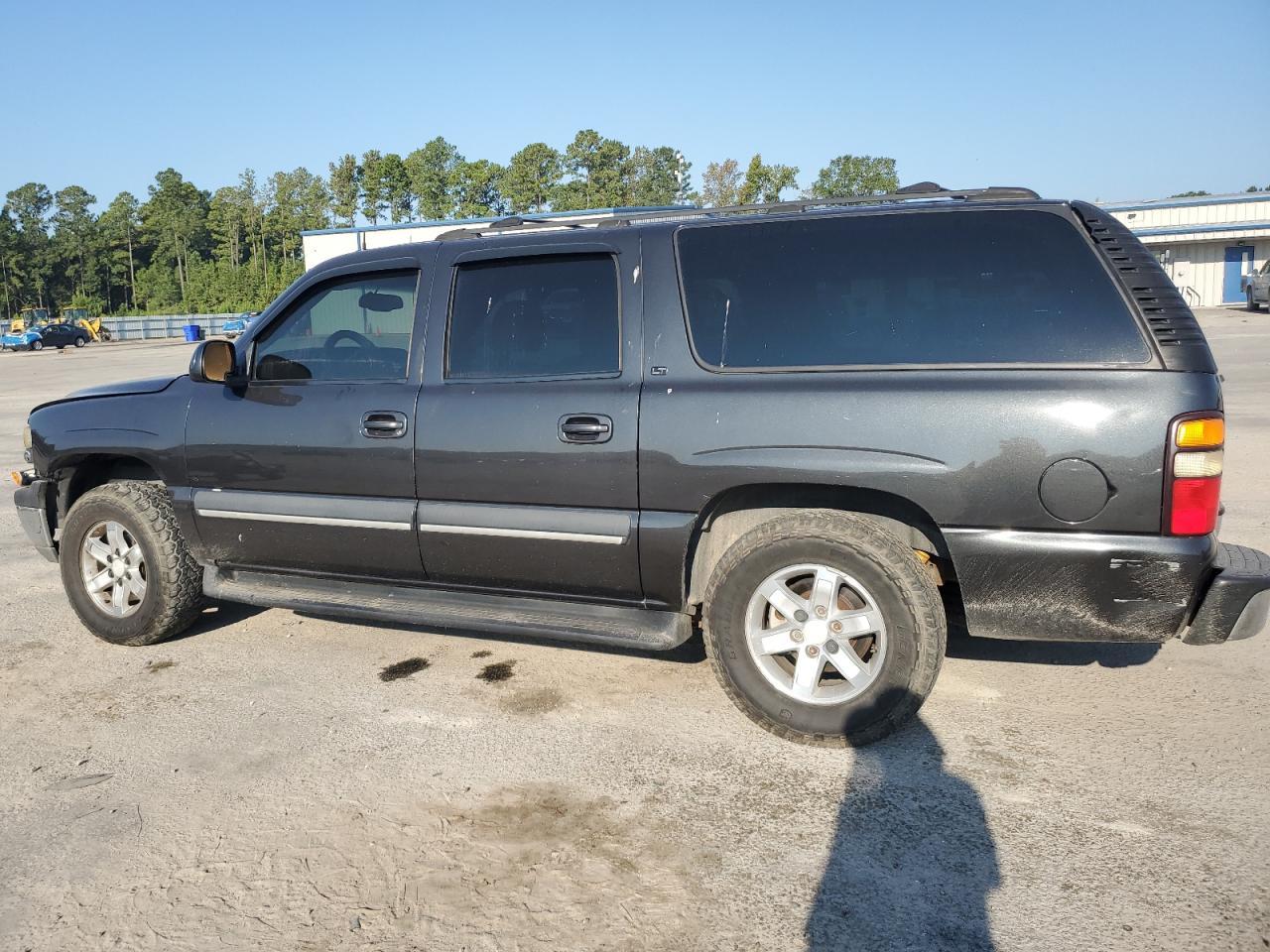 2004 CHEVROLET Suburban