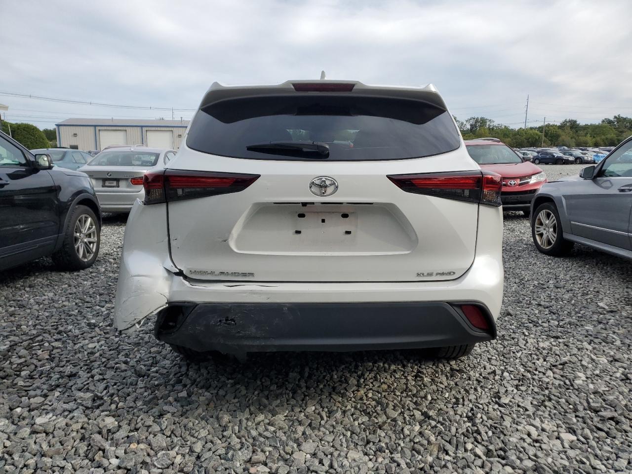 2024 TOYOTA HIGHLANDER