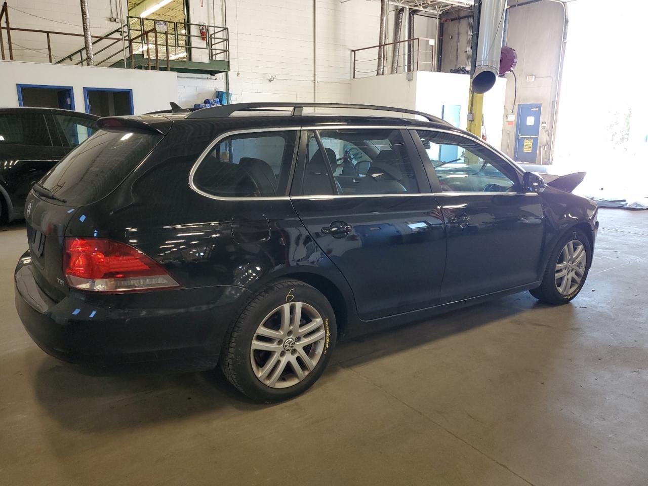 2011 VOLKSWAGEN JETTA