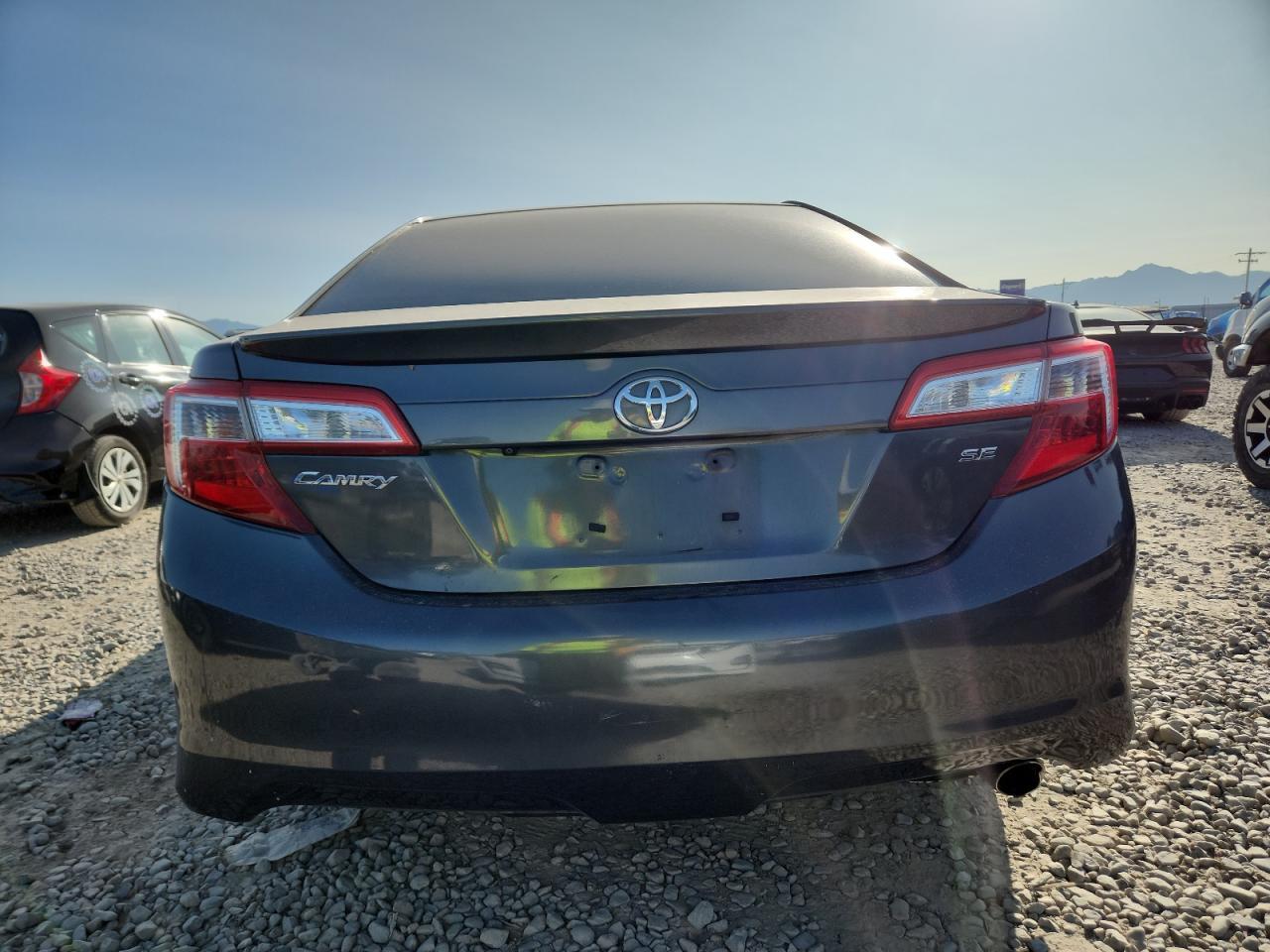 2014 TOYOTA CAMRY