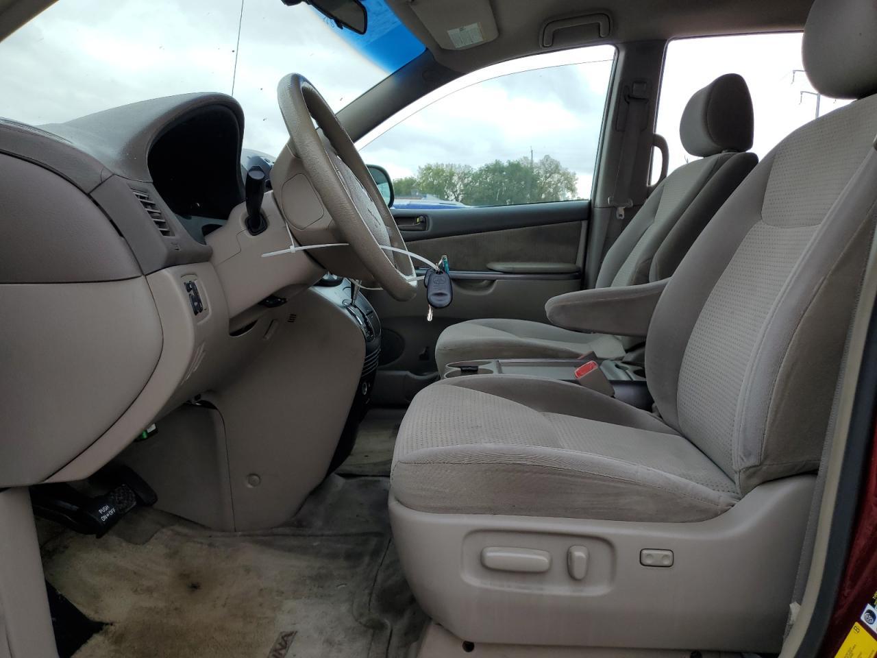2007 TOYOTA SIENNA