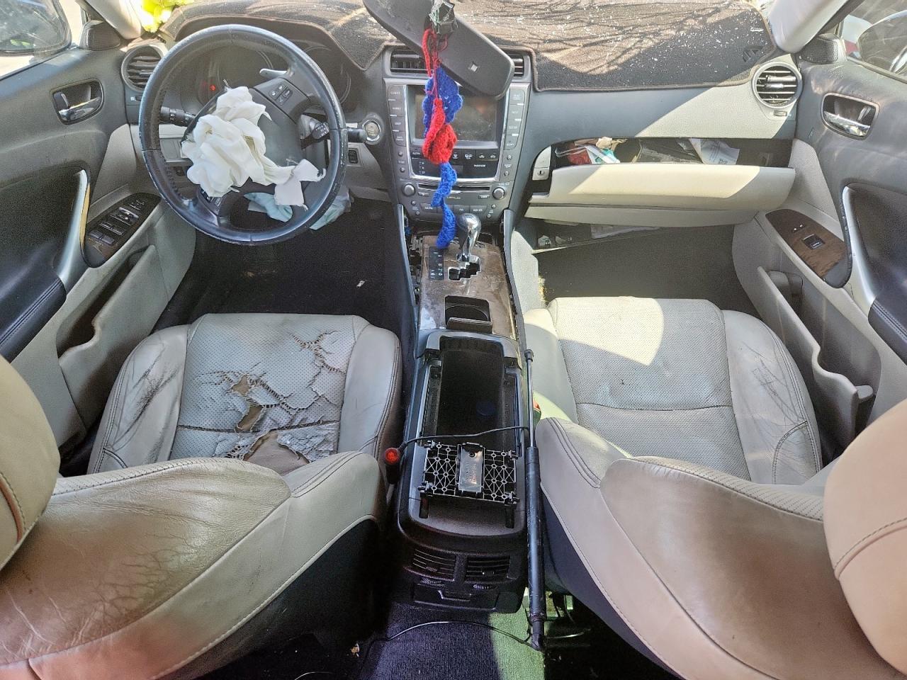 2010 LEXUS Is