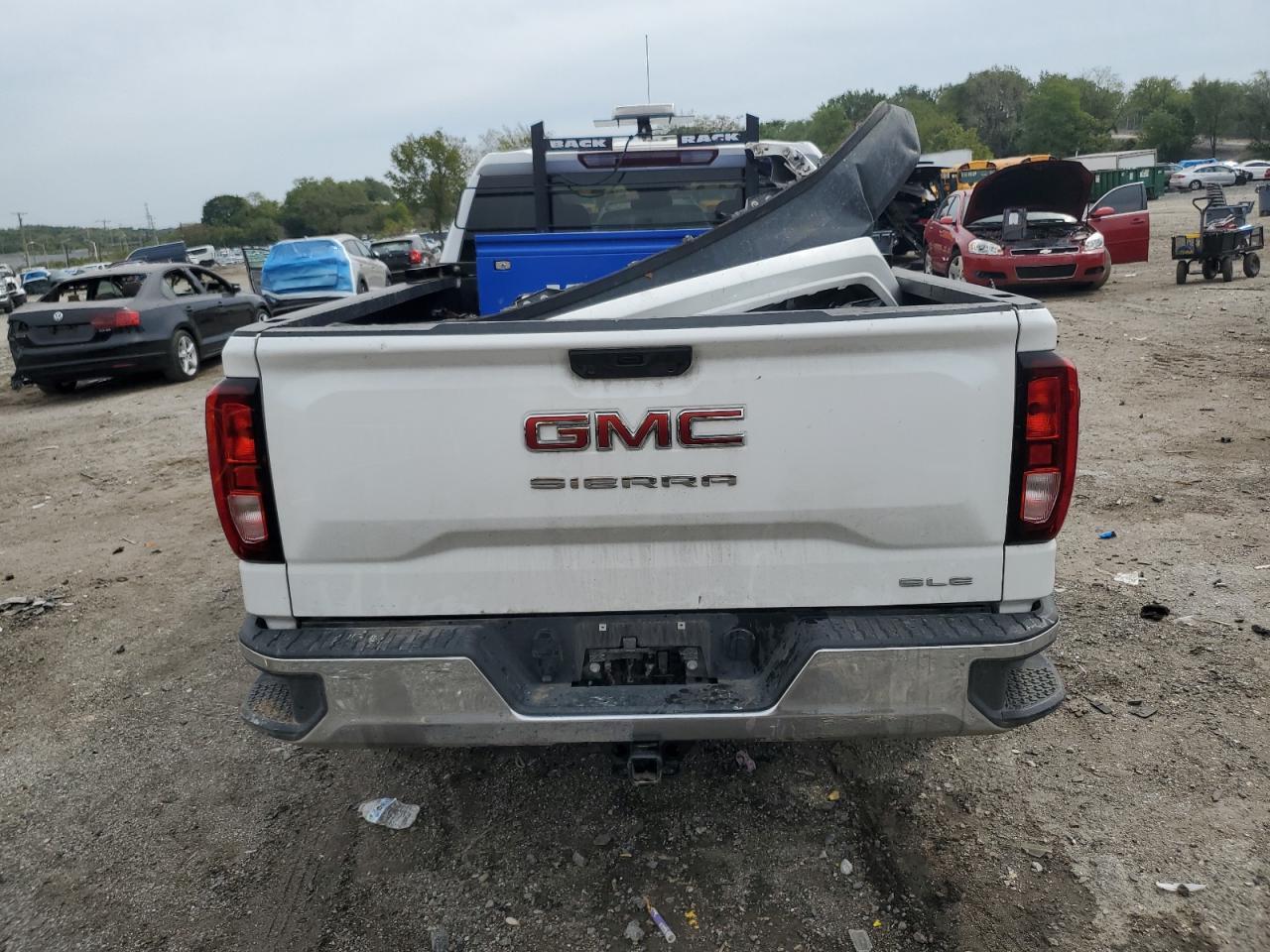 2023 GMC Sierra