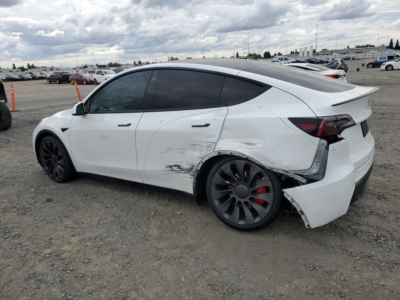 2023 TESLA MODEL Y