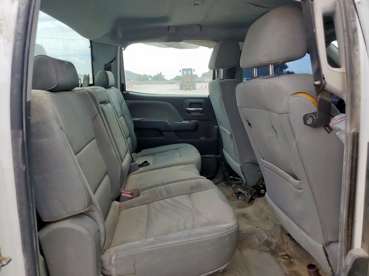 2018 CHEVROLET Silverado