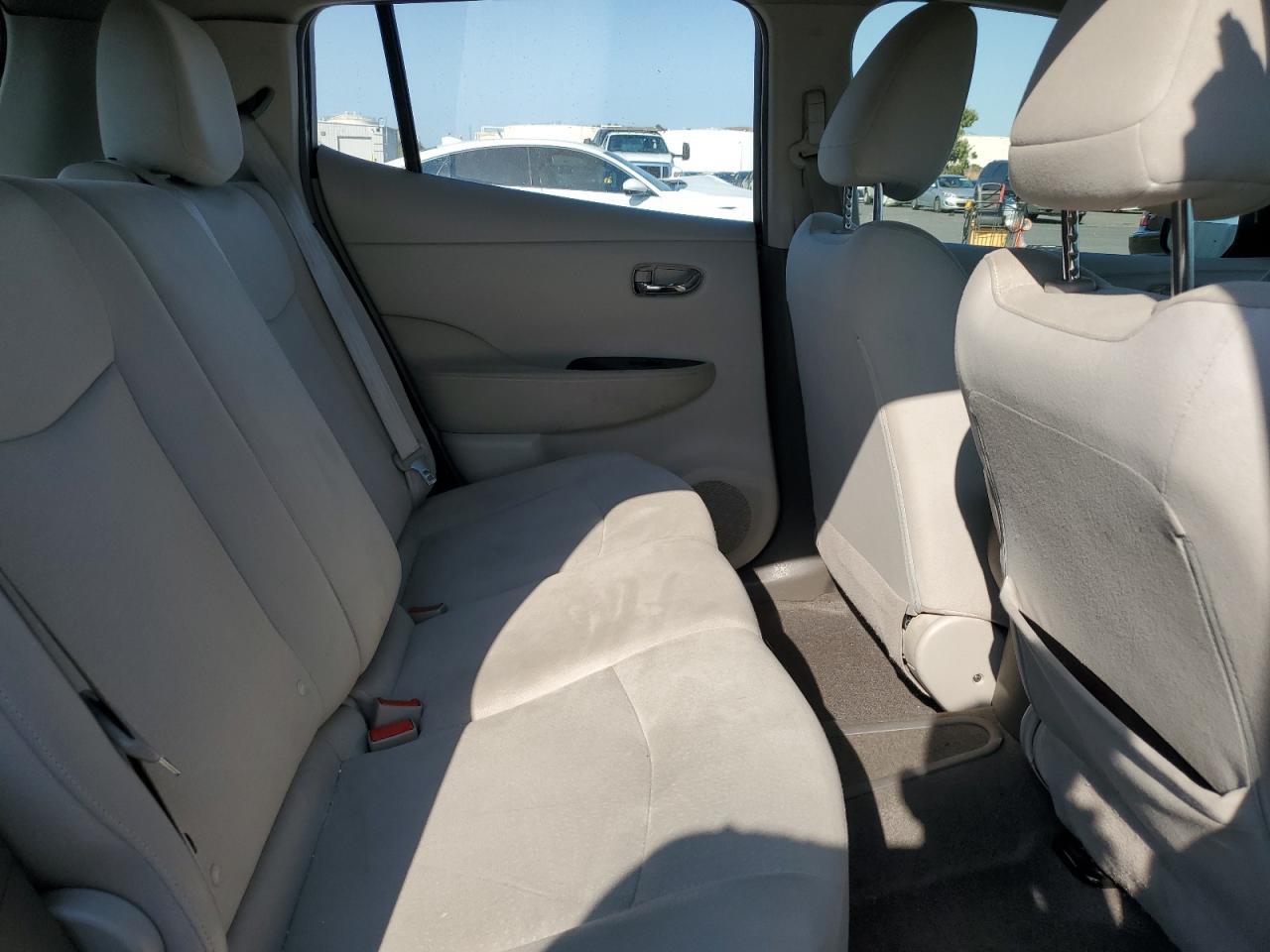 2012 NISSAN LEAF