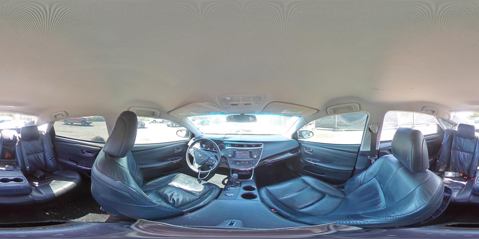 2013 TOYOTA Avalon