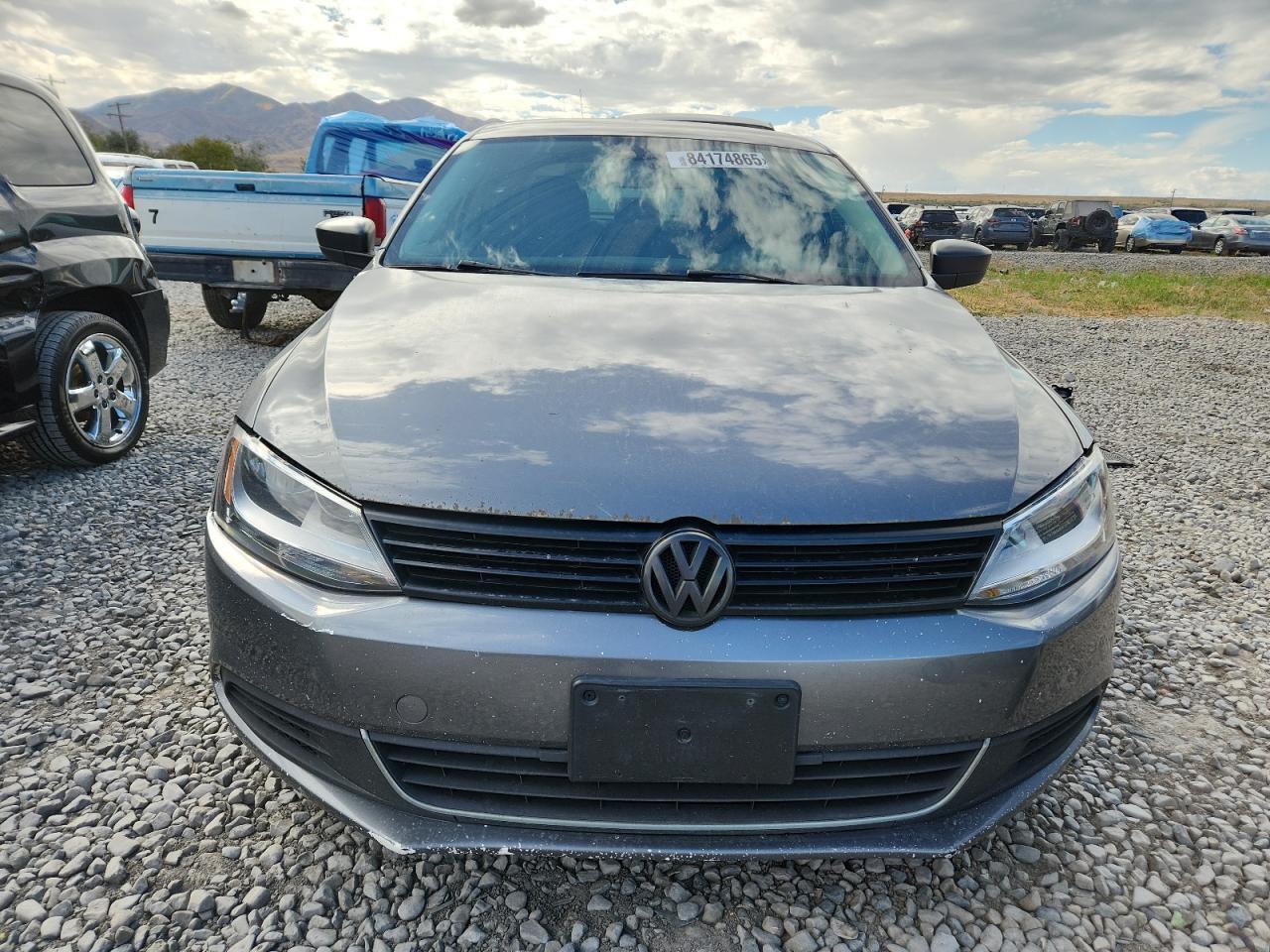 2013 VOLKSWAGEN JETTA