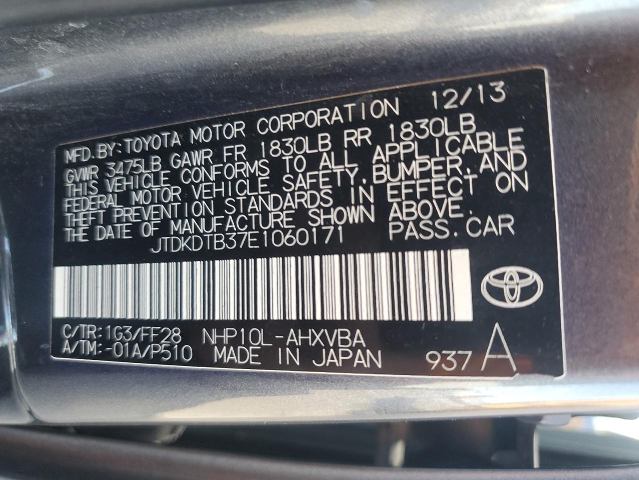 2014 TOYOTA Prius c
