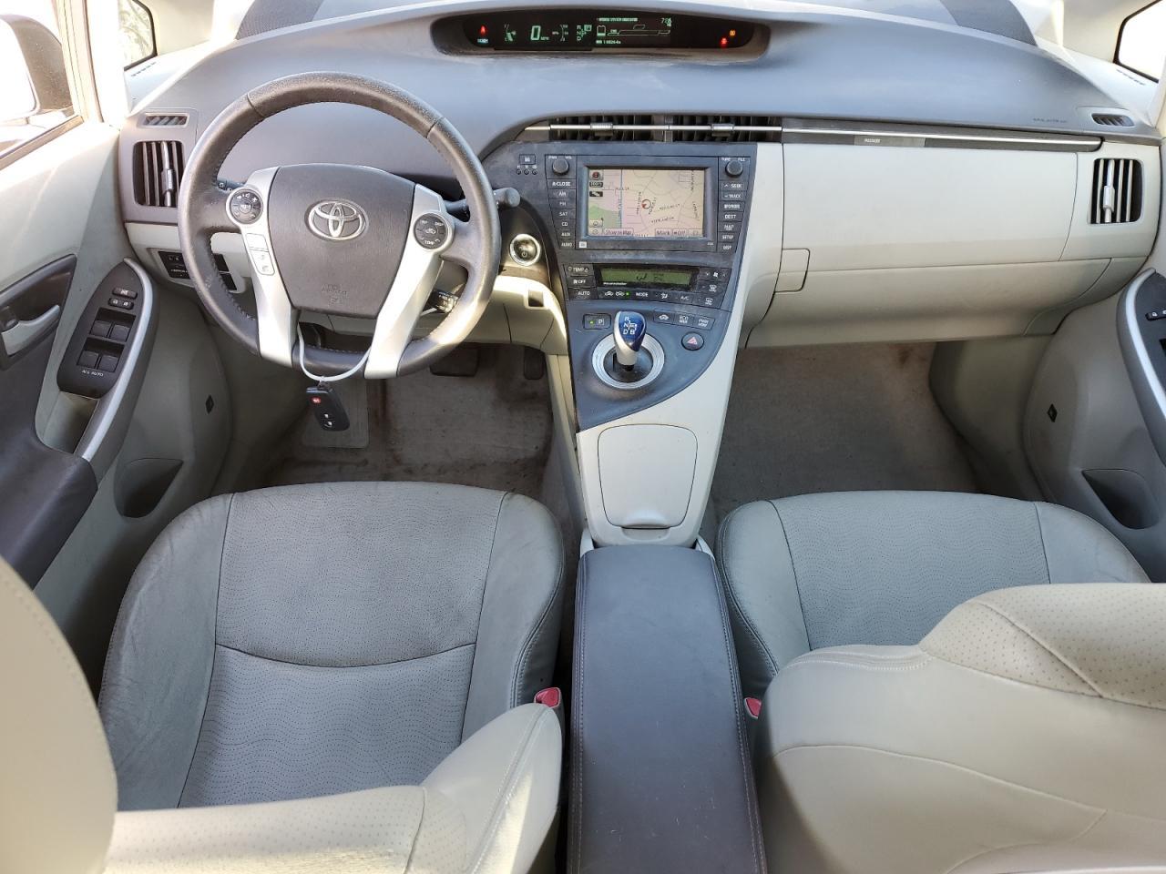 2011 TOYOTA PRIUS