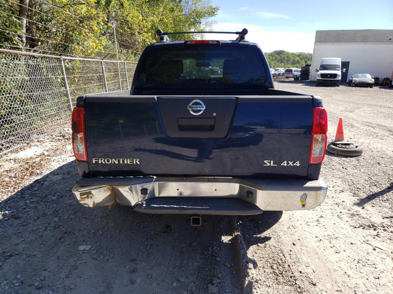 2011 NISSAN Frontier