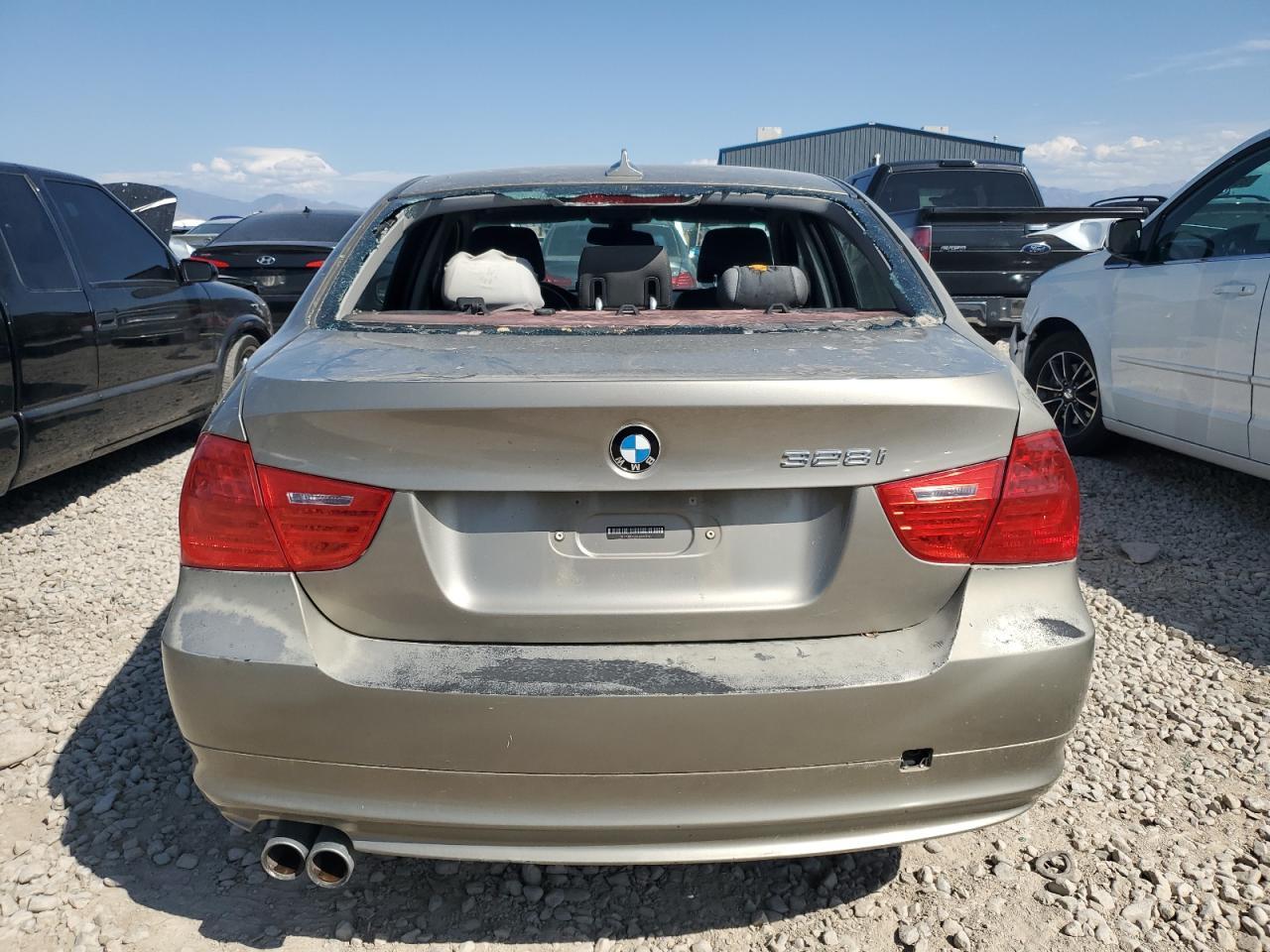 2011 BMW 3 SERIES