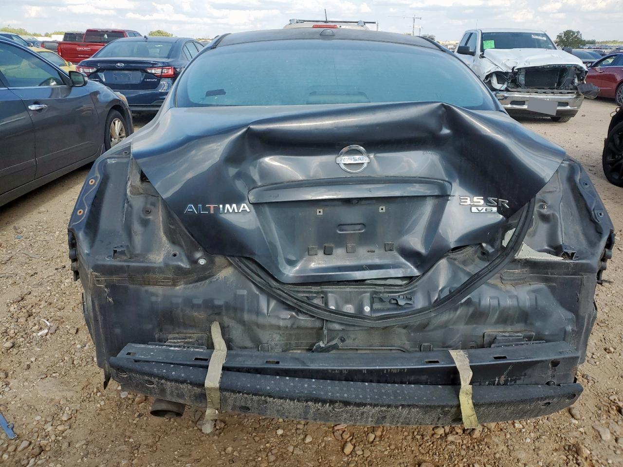 2011 NISSAN ALTIMA