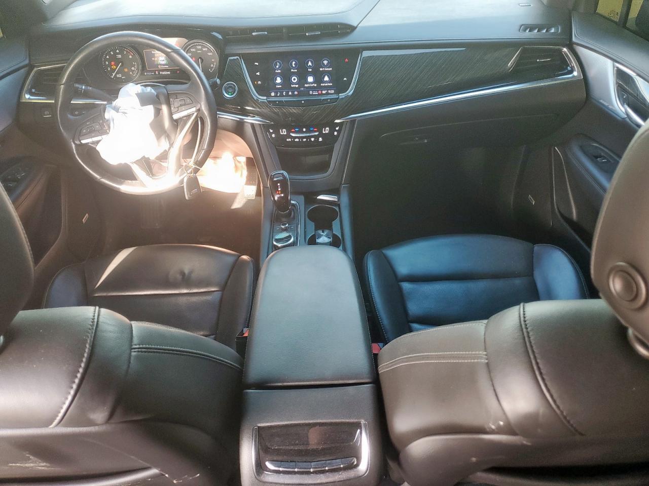 2021 CADILLAC XT6