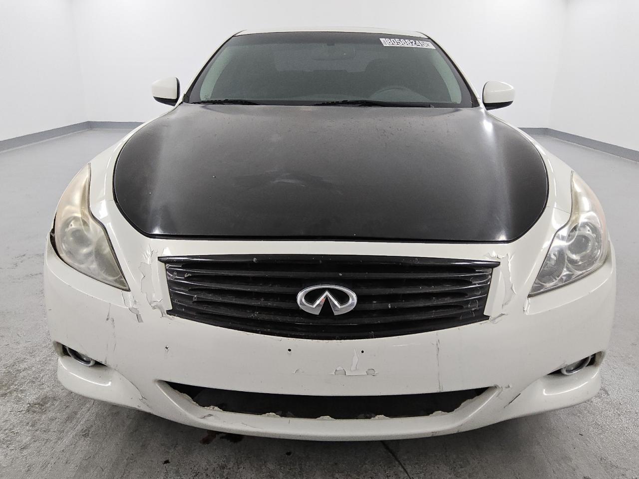 2011 INFINITI G37