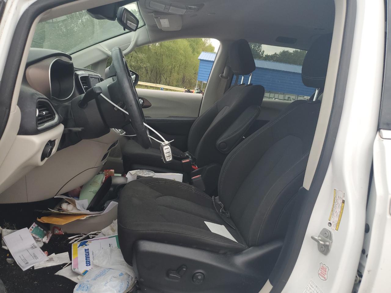 2023 CHRYSLER Voyager