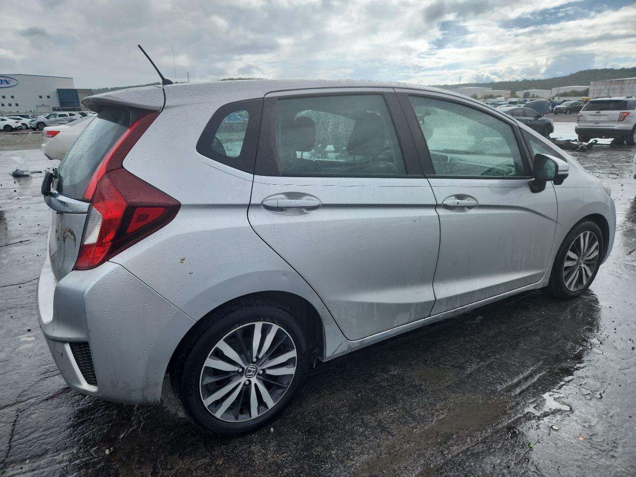 2015 HONDA FIT