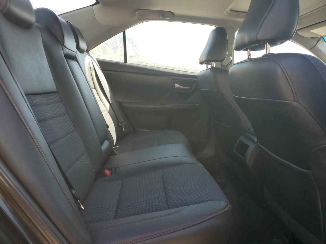 2015 TOYOTA CAMRY