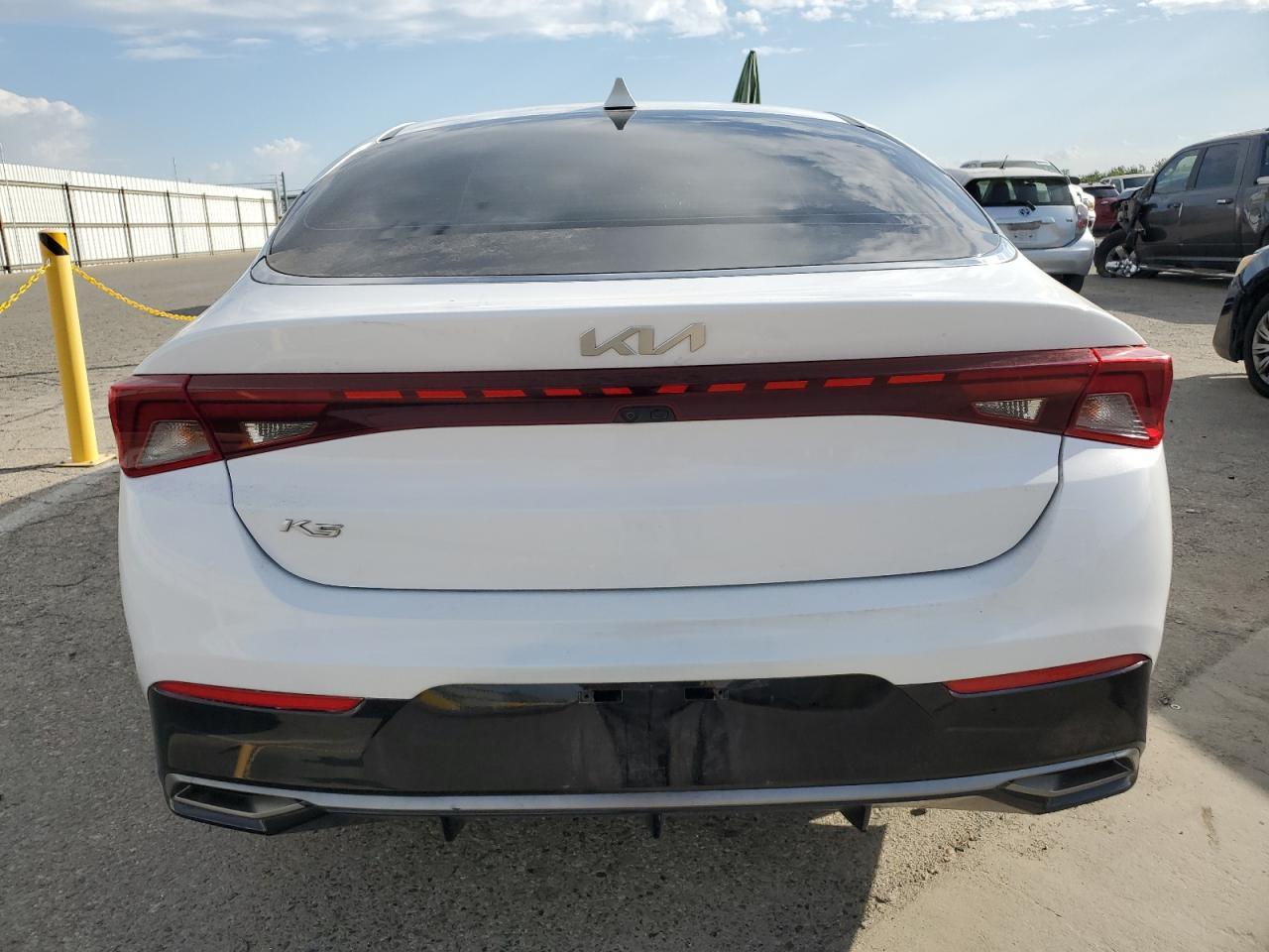 2022 KIA K5