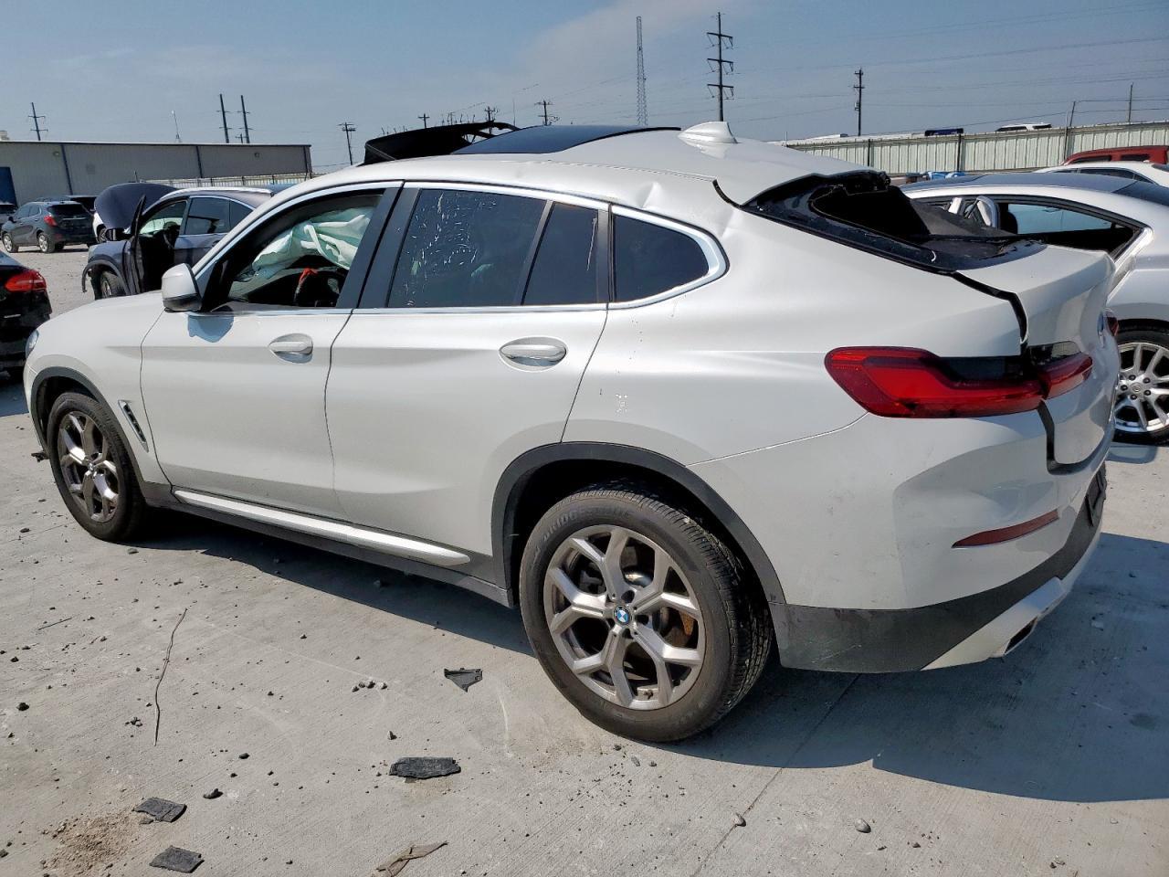 2022 BMW X4