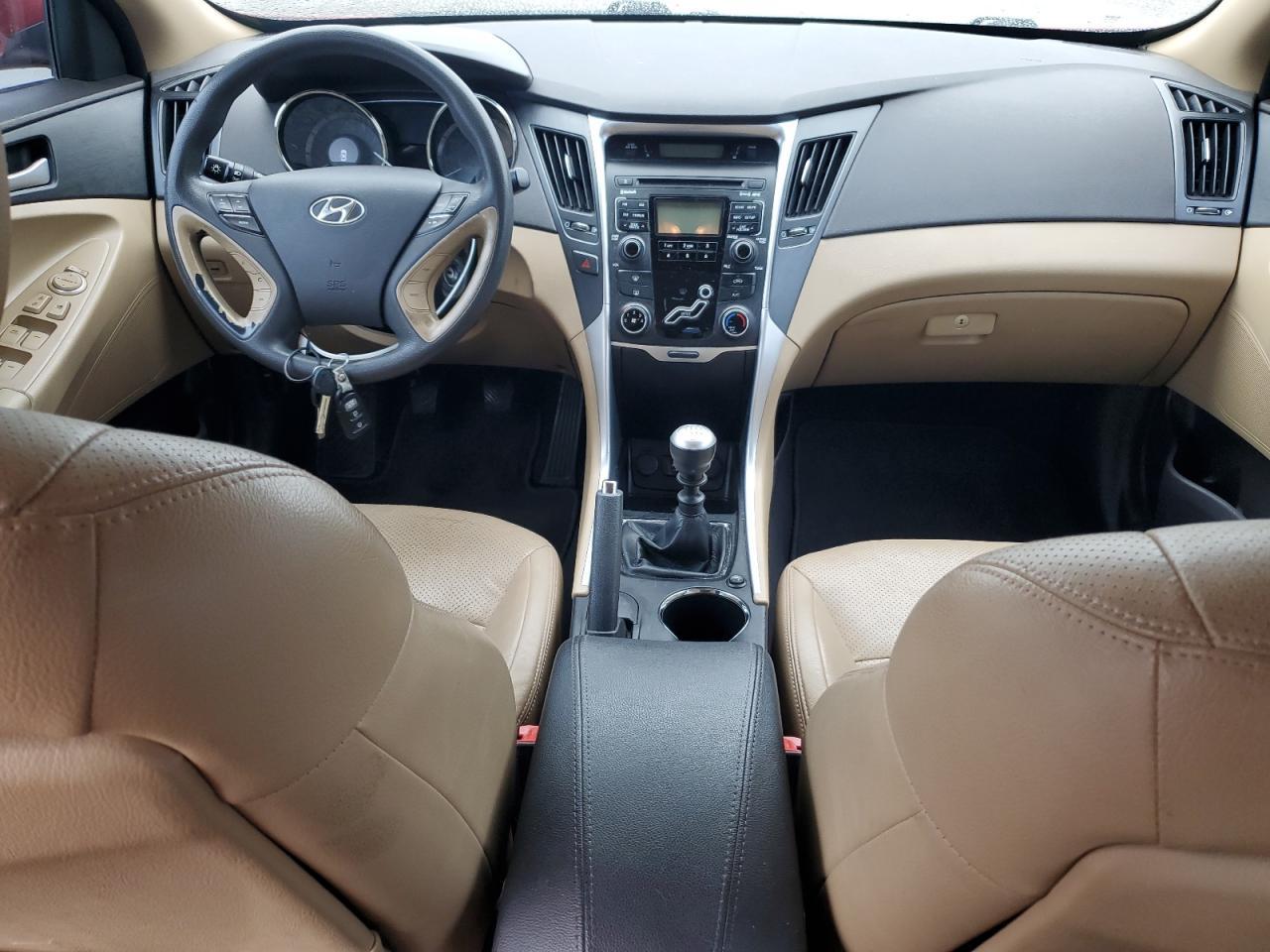 2011 HYUNDAI SONATA
