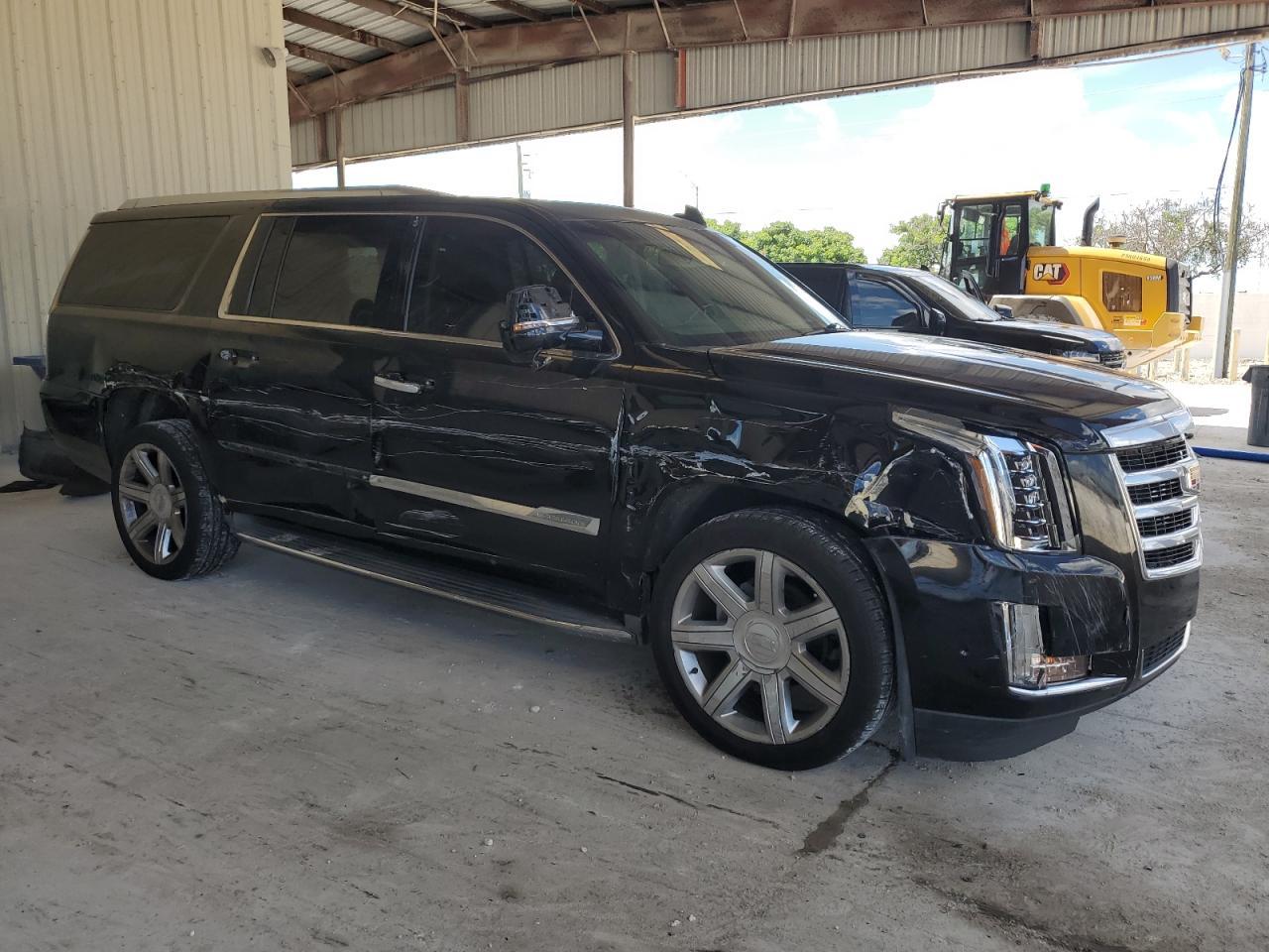 2016 CADILLAC Escalade ESV