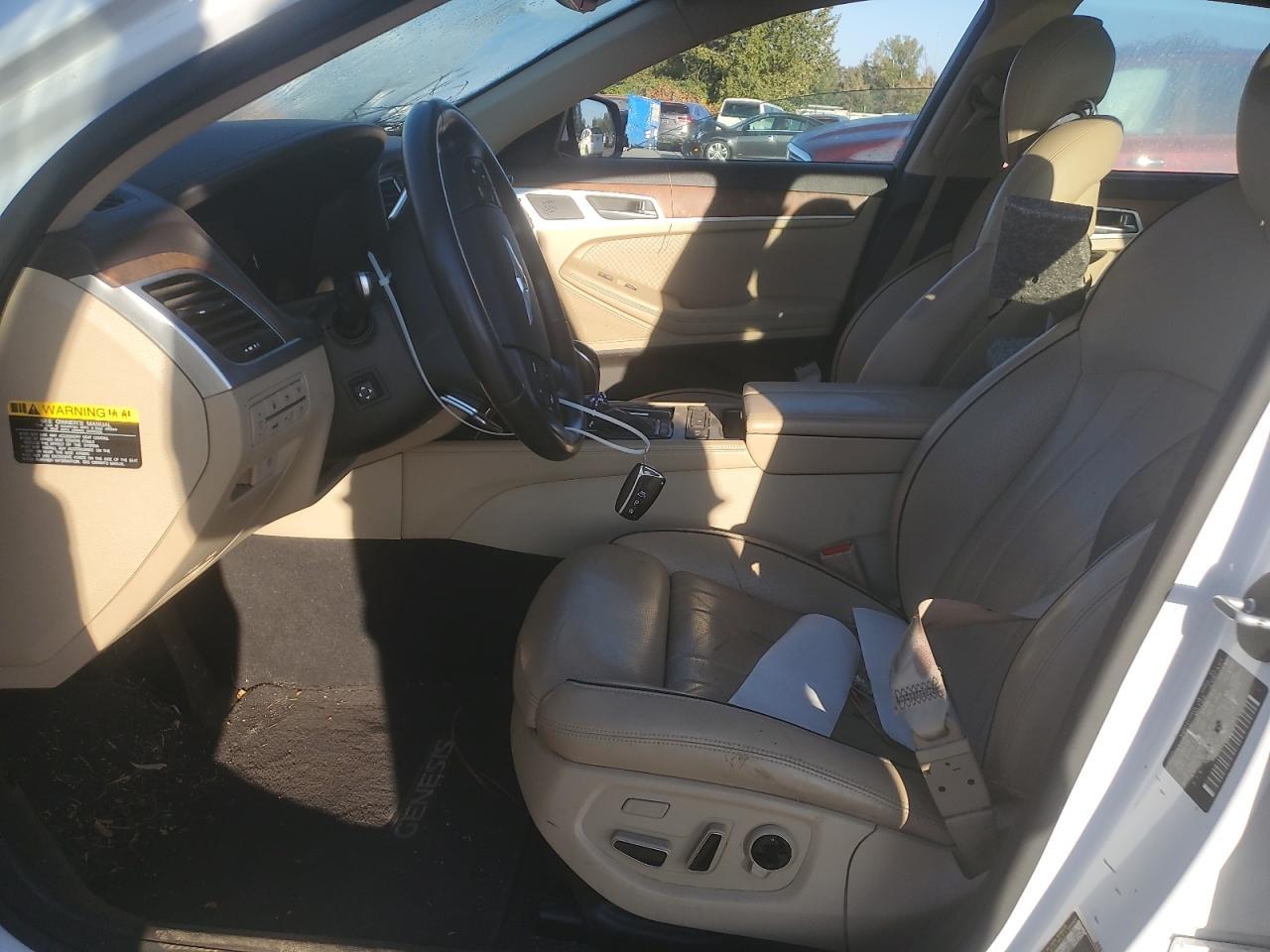 2015 HYUNDAI GENESIS