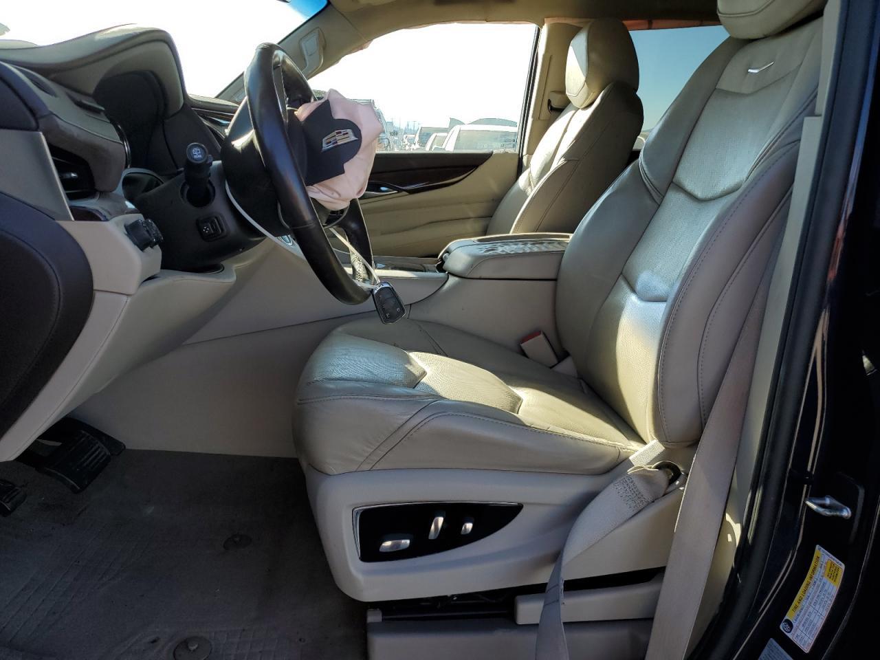 2017 CADILLAC ESCALADE