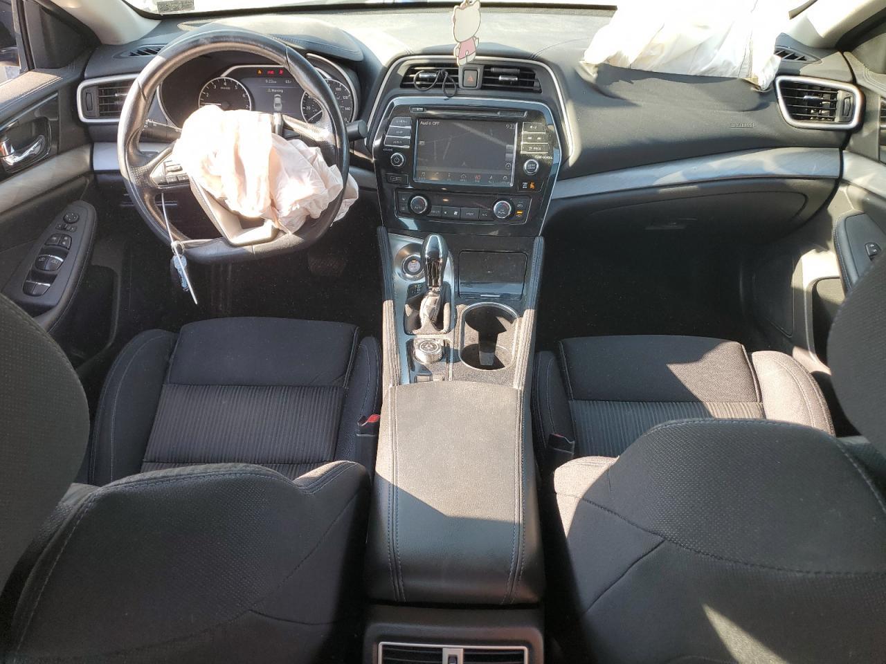 2017 NISSAN Maxima