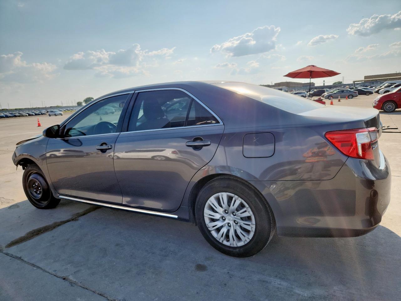2014 TOYOTA CAMRY
