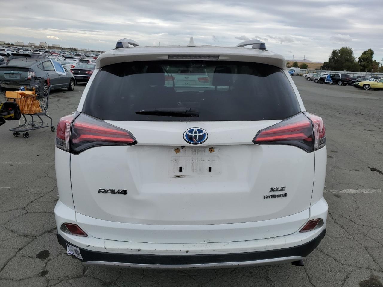2016 TOYOTA RAV4