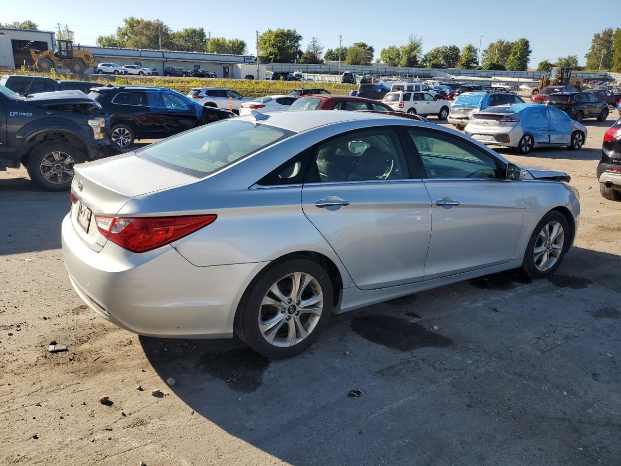 2011 HYUNDAI SONATA