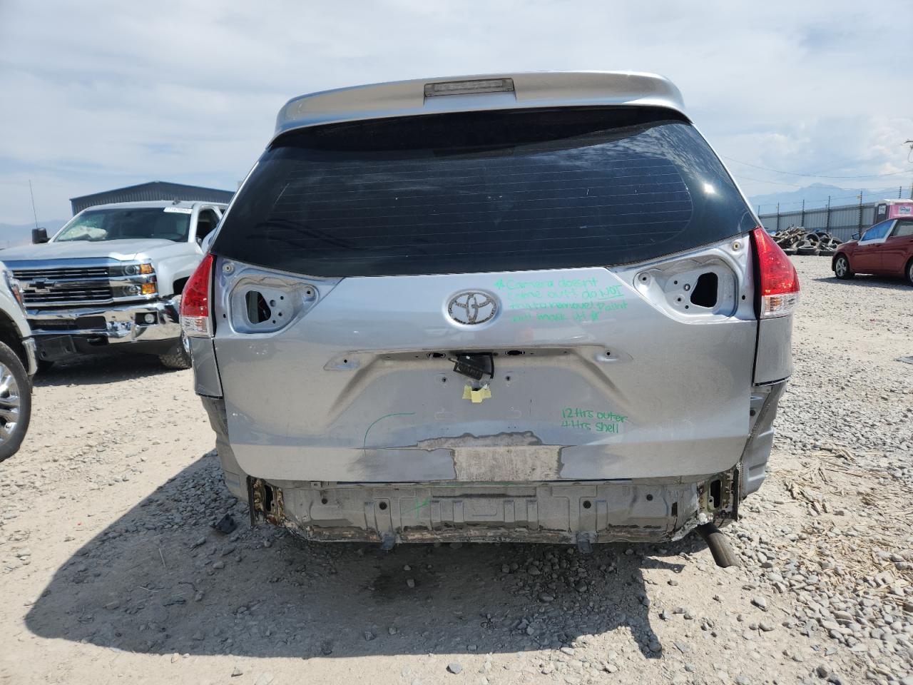 2014 TOYOTA SIENNA