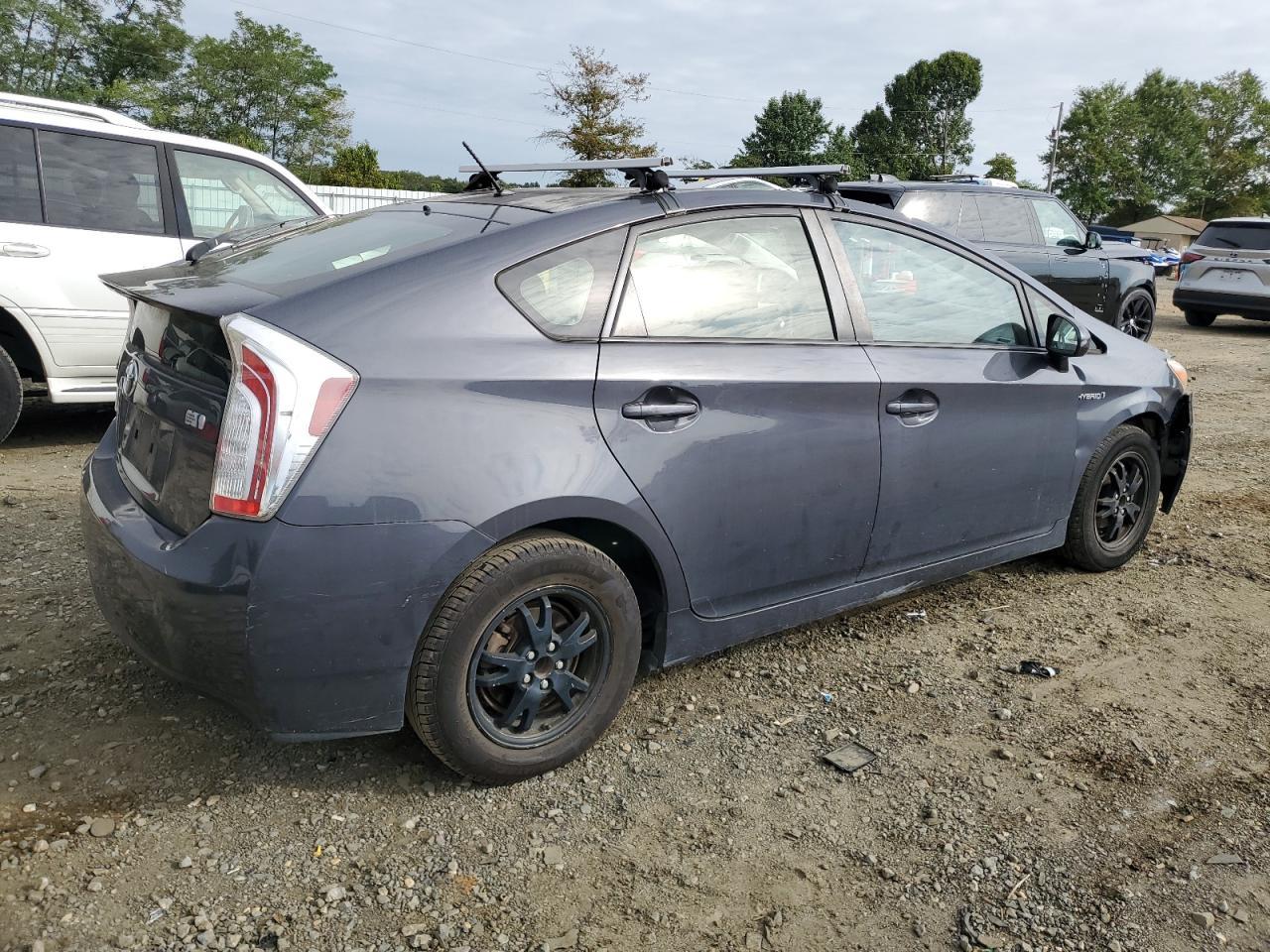 2014 TOYOTA PRIUS