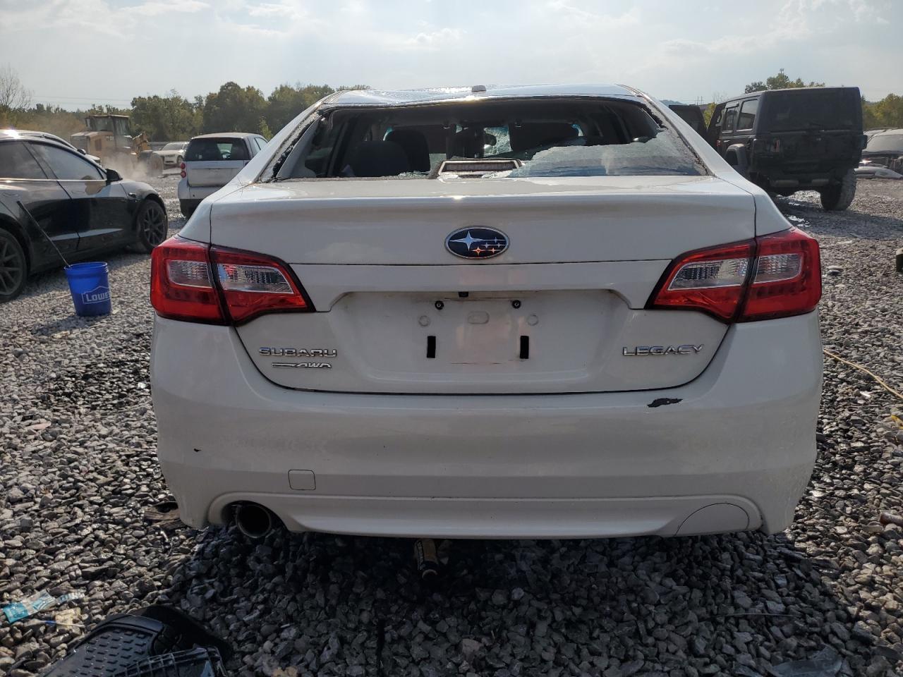 2015 SUBARU Legacy